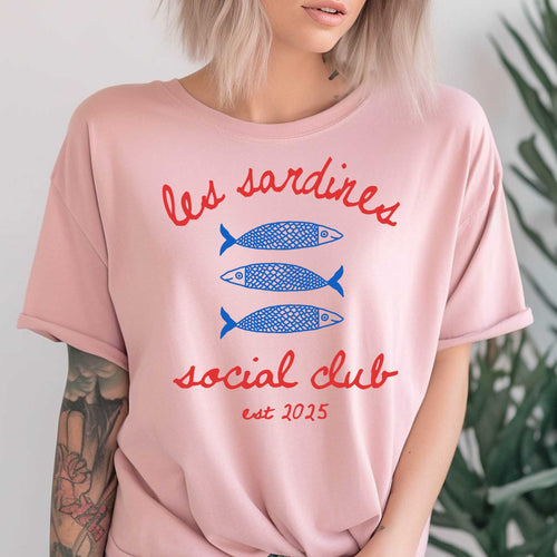 Les Sardines Graphic Tee