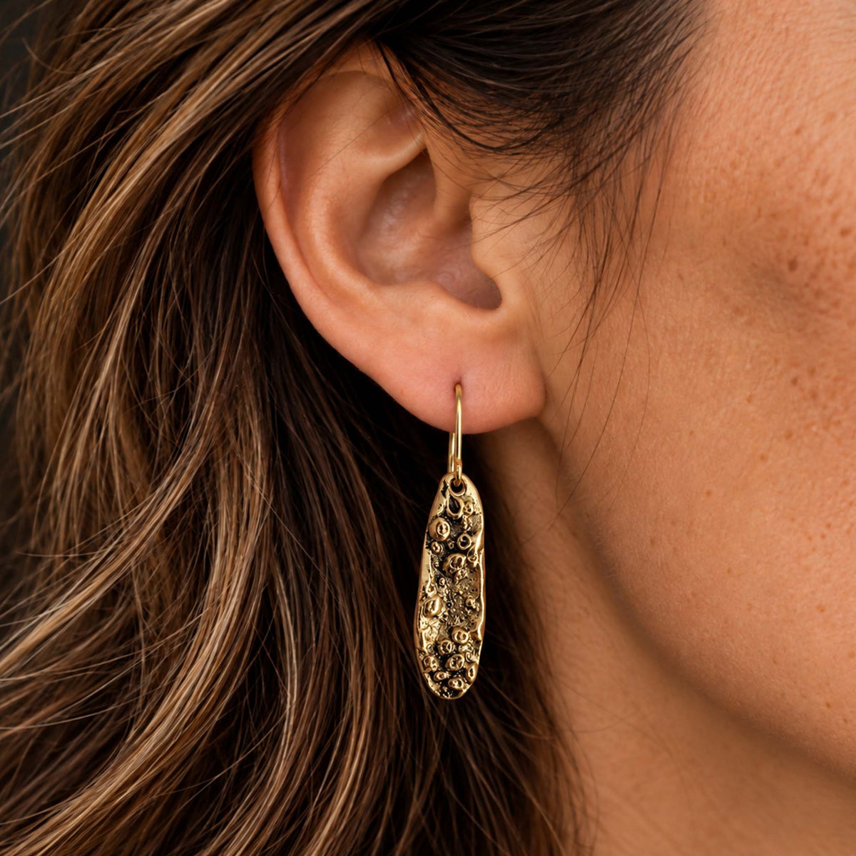 Barnacle Shell Earrings | Gold