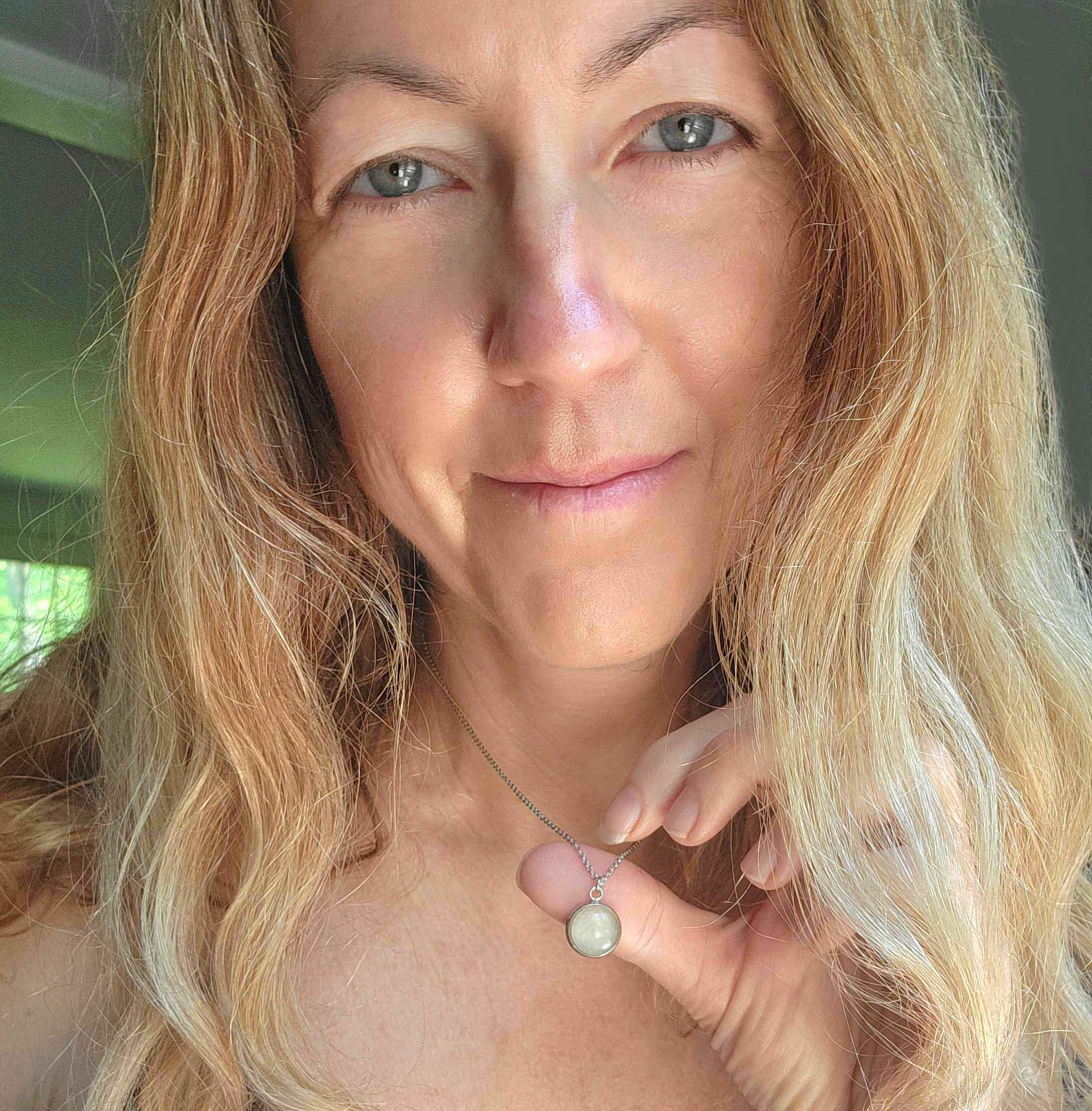 Small Round Necklace