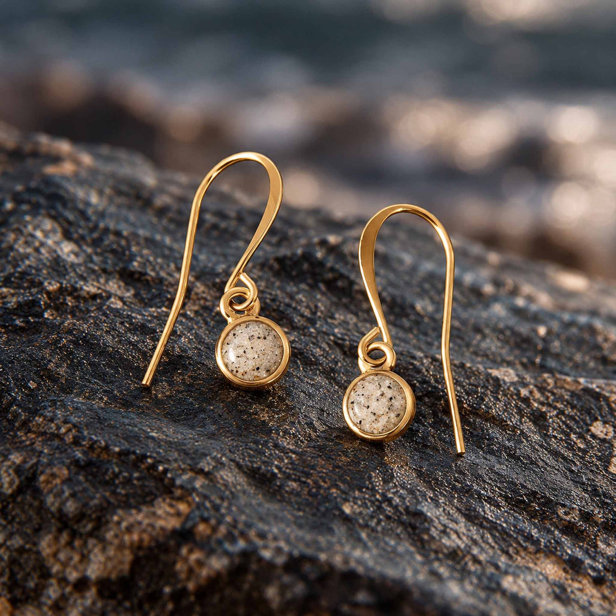 Charm Beach Earrings | Gold