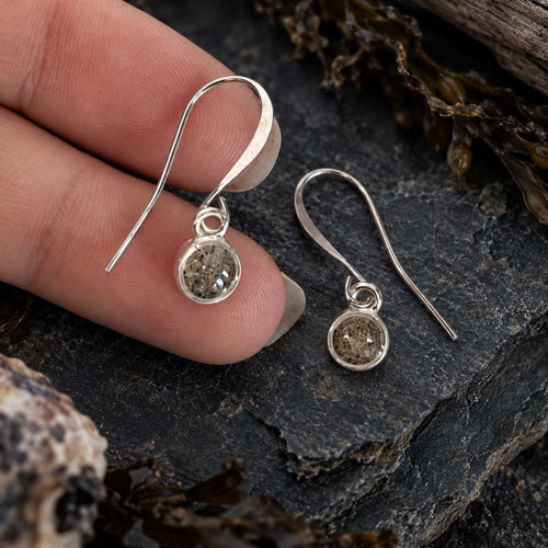 charm-beach-earrings-silver