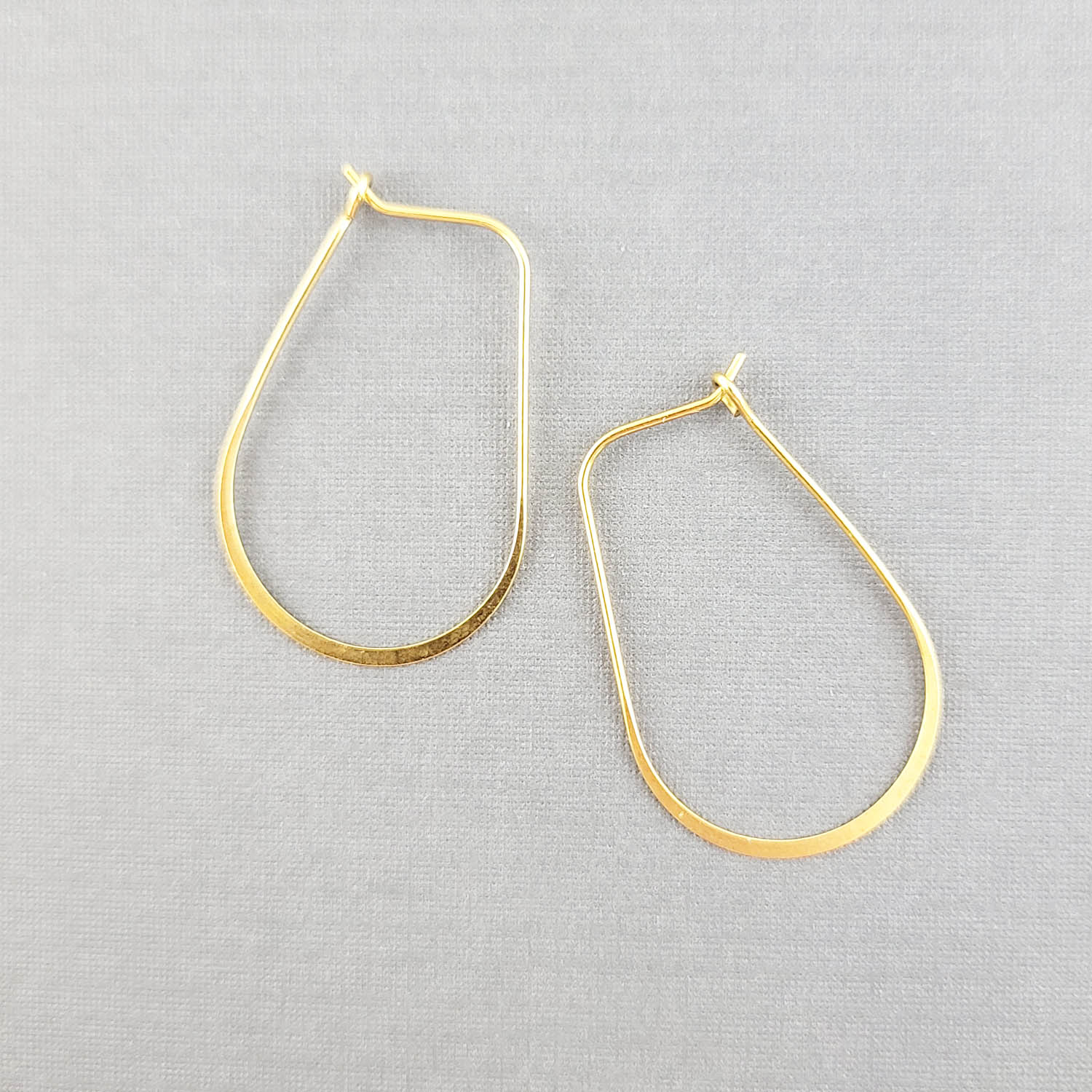 Hoop Earrings in Gold