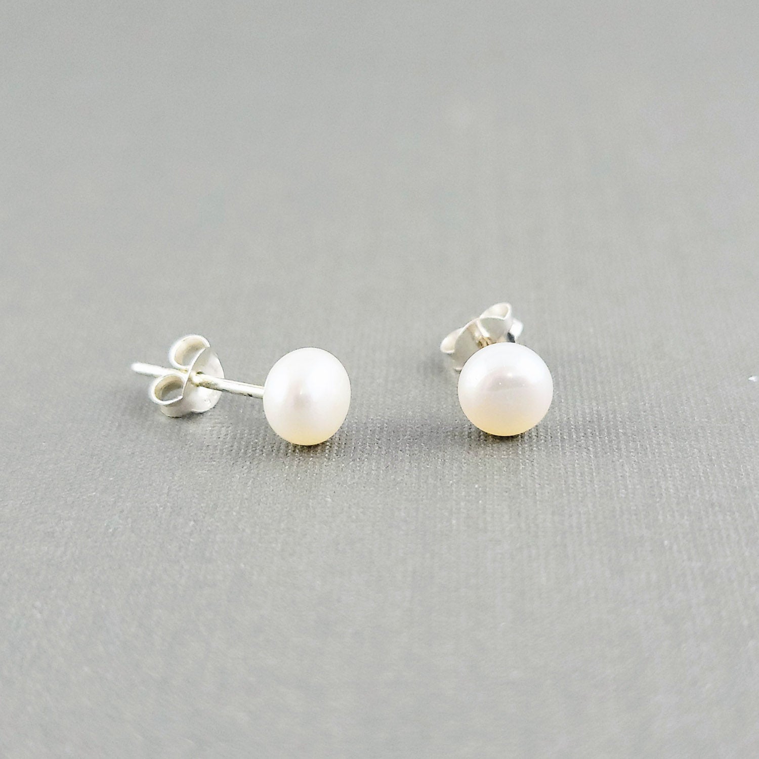Freshwater Pearl Post Earrings