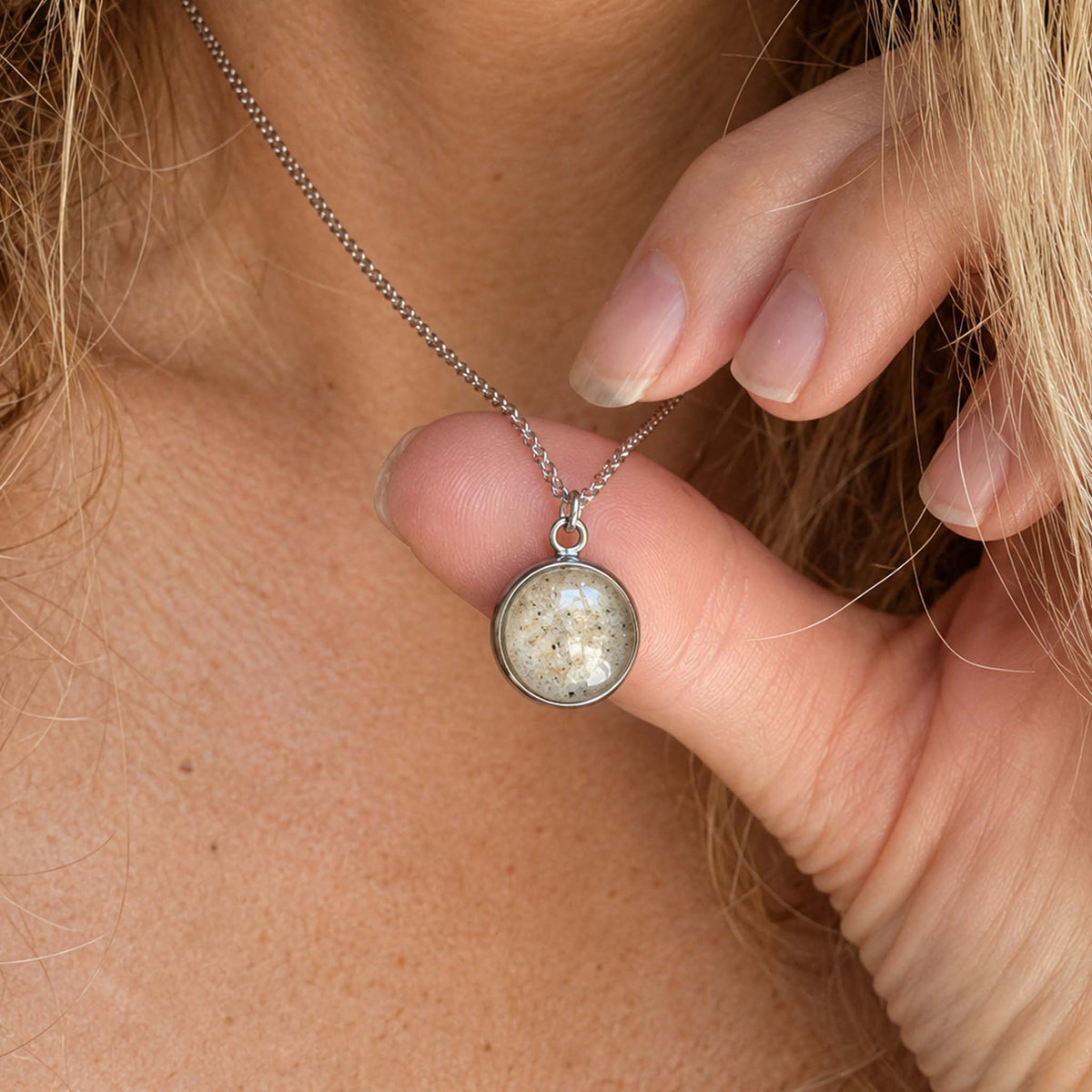 Small Round Beach Necklace