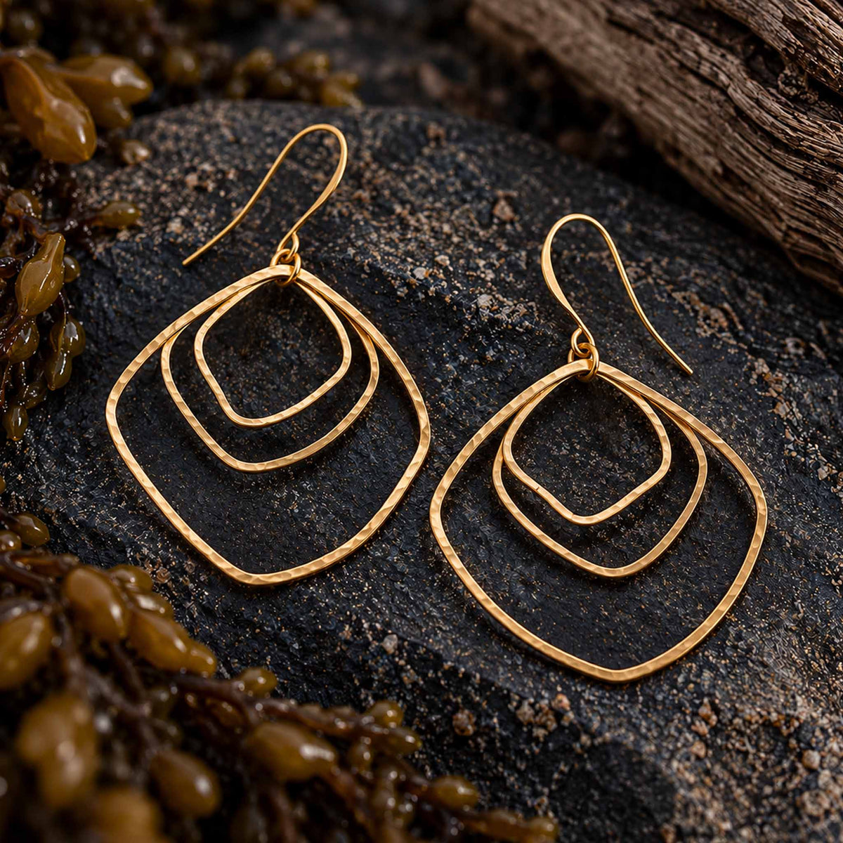 Tide Dangle Earrings | Gold