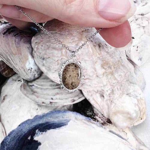 Beach Necklace Oval Ornate
